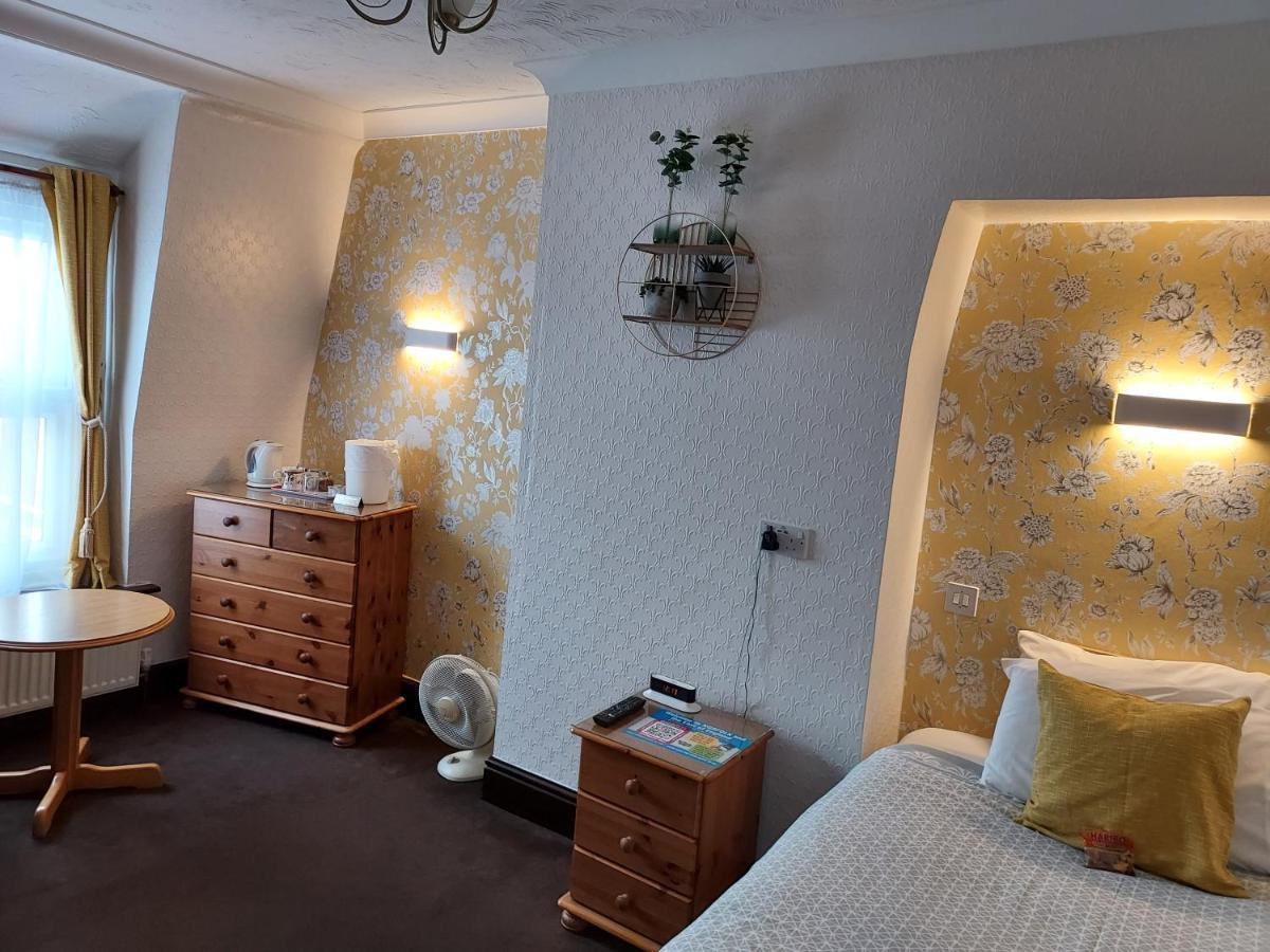 Maluth Lodge Great Yarmouth Exterior foto