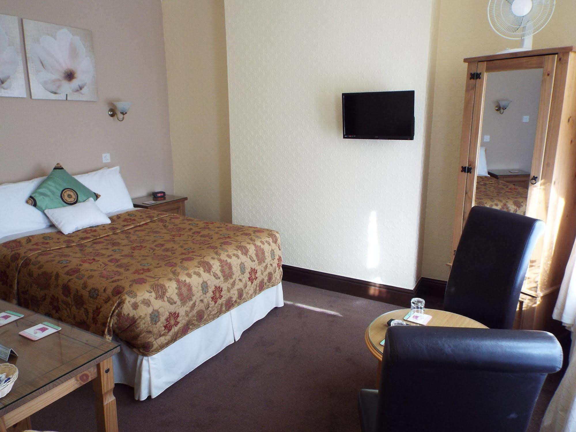Maluth Lodge Great Yarmouth Exterior foto