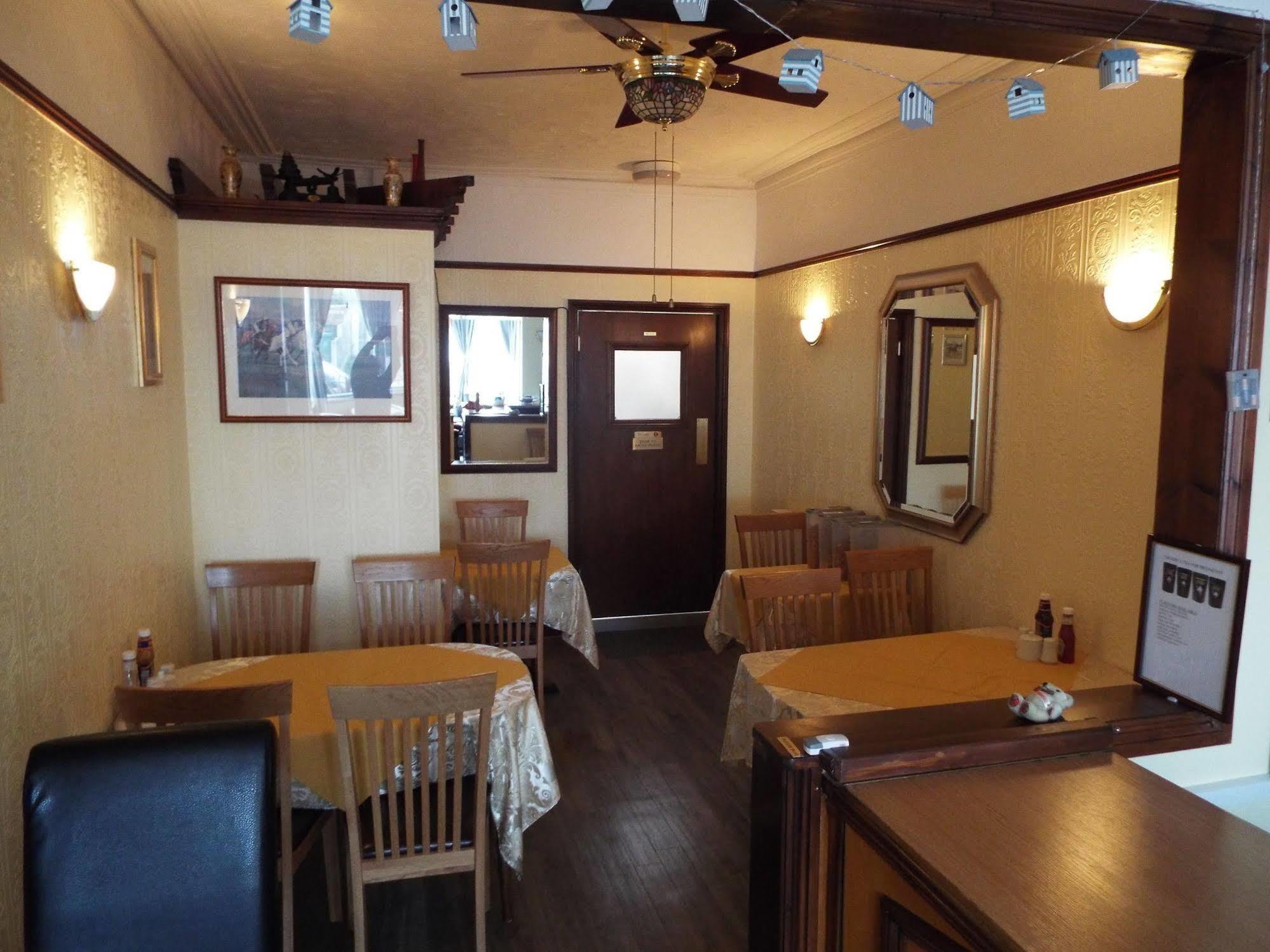 Maluth Lodge Great Yarmouth Exterior foto